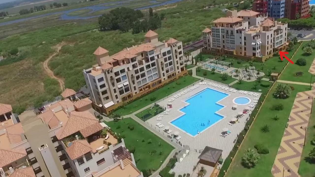 Apartamento Urbanizacion De Lujo En Primera Linea De Playa Ісла-Канела Екстер'єр фото